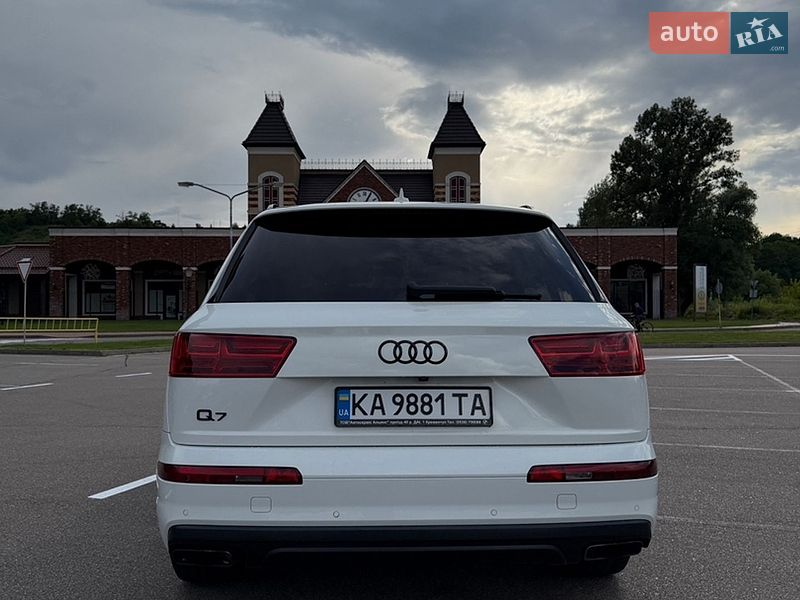 Позашляховик / Кросовер Audi Q7 2016 в Києві фото 7 Позашляховик / Кросовер Audi Q7 2016 в Києві