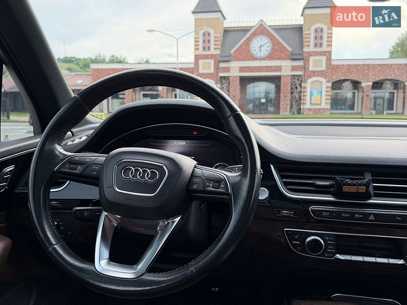 Позашляховик / Кросовер Audi Q7 2016 в Києві фото 22 Позашляховик / Кросовер Audi Q7 2016 в Києві