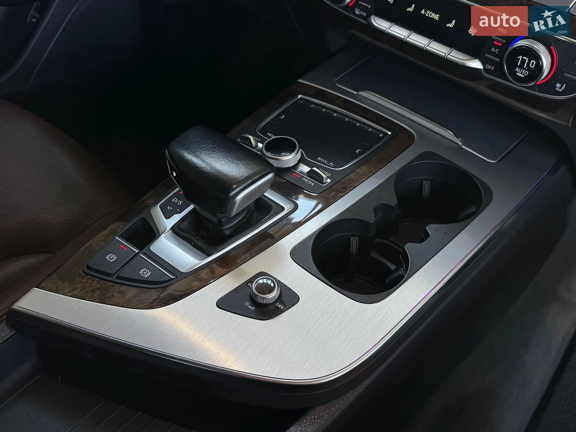 2015 Audi Q7 - мініатюра 87