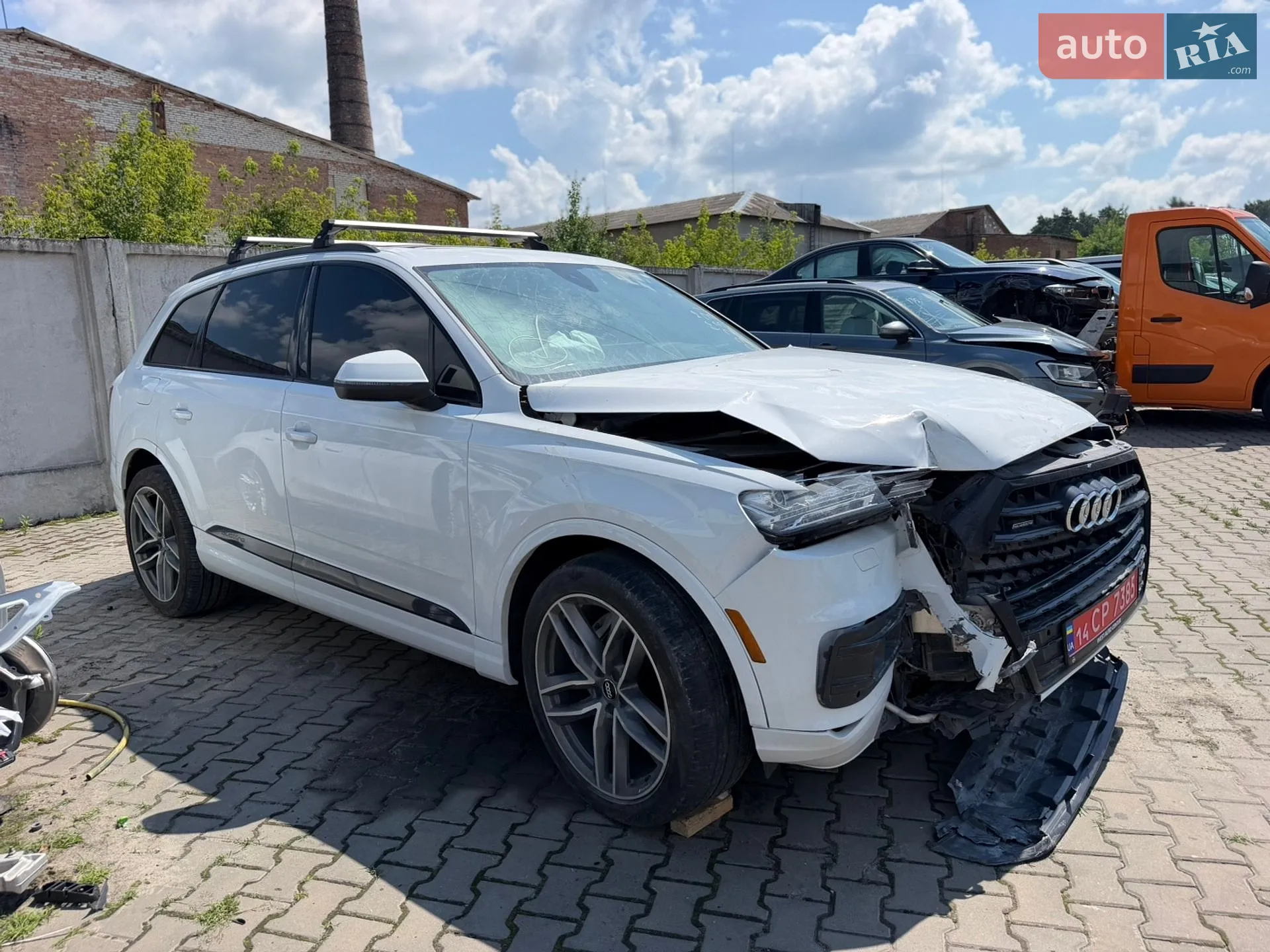 2018 Volkswagen Touareg - мініатюра 3