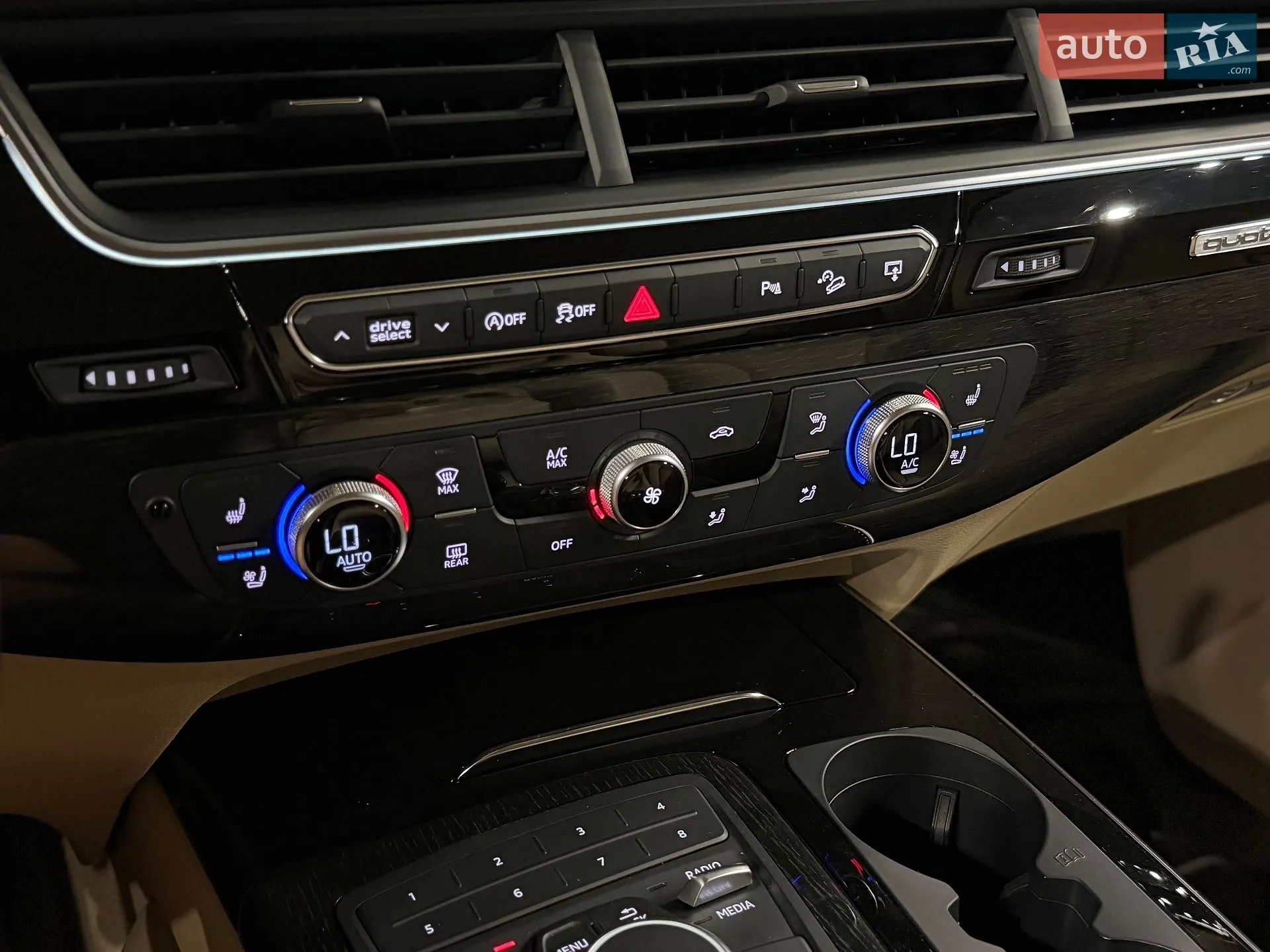 2016 Audi Q7 - мініатюра 27