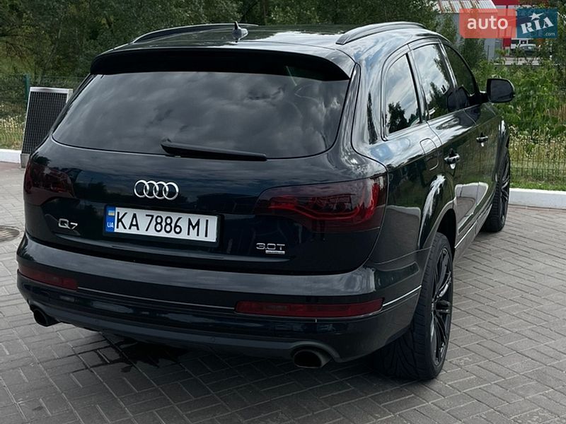 Позашляховик / Кросовер Audi Q7 2014 в Києві
