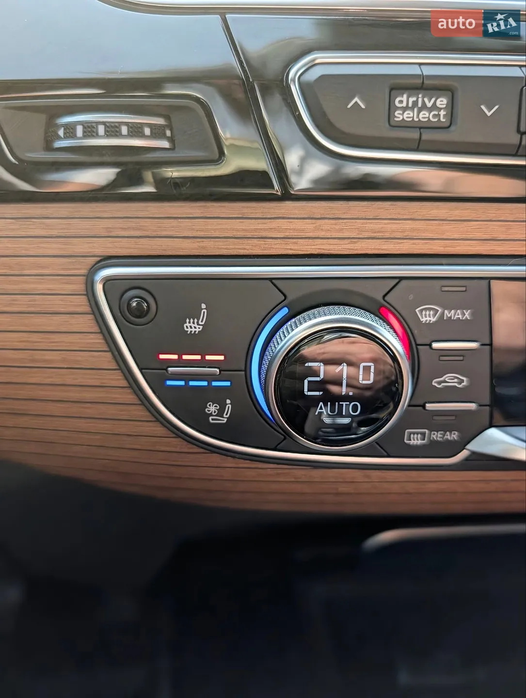 2016 Audi Q7 - мініатюра 13