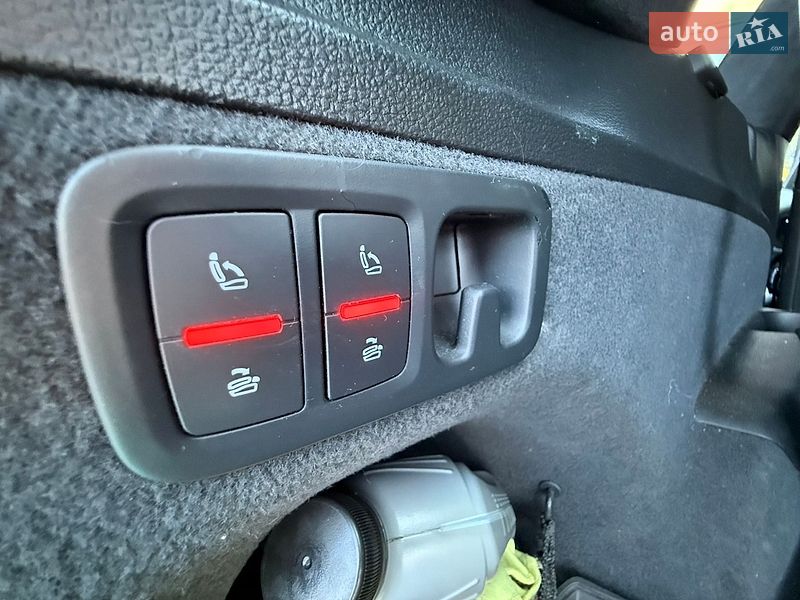 Внедорожник / Кроссовер Audi Q7 2016 в Полтаве