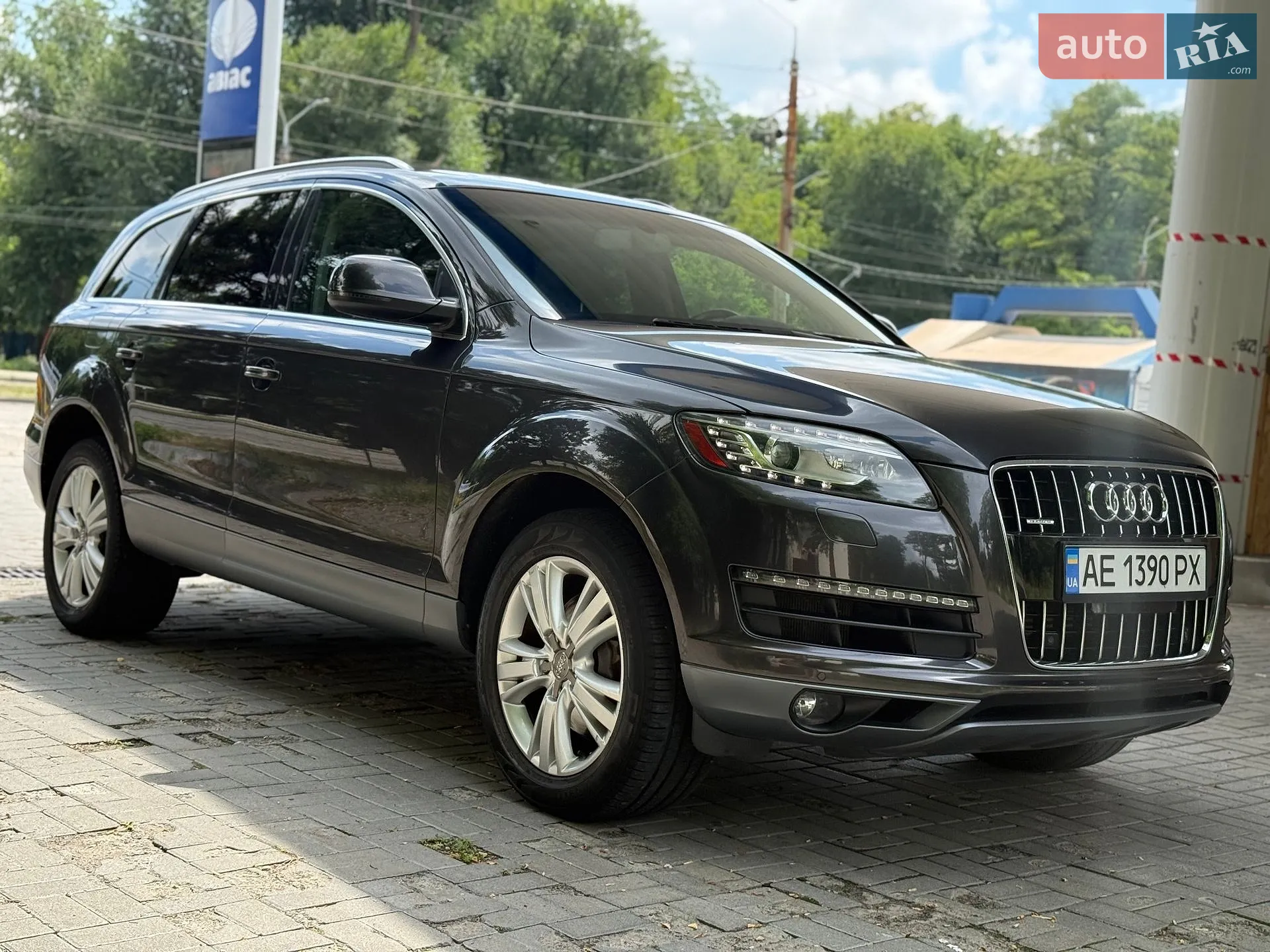 2010 Audi Q7 - мініатюра 11