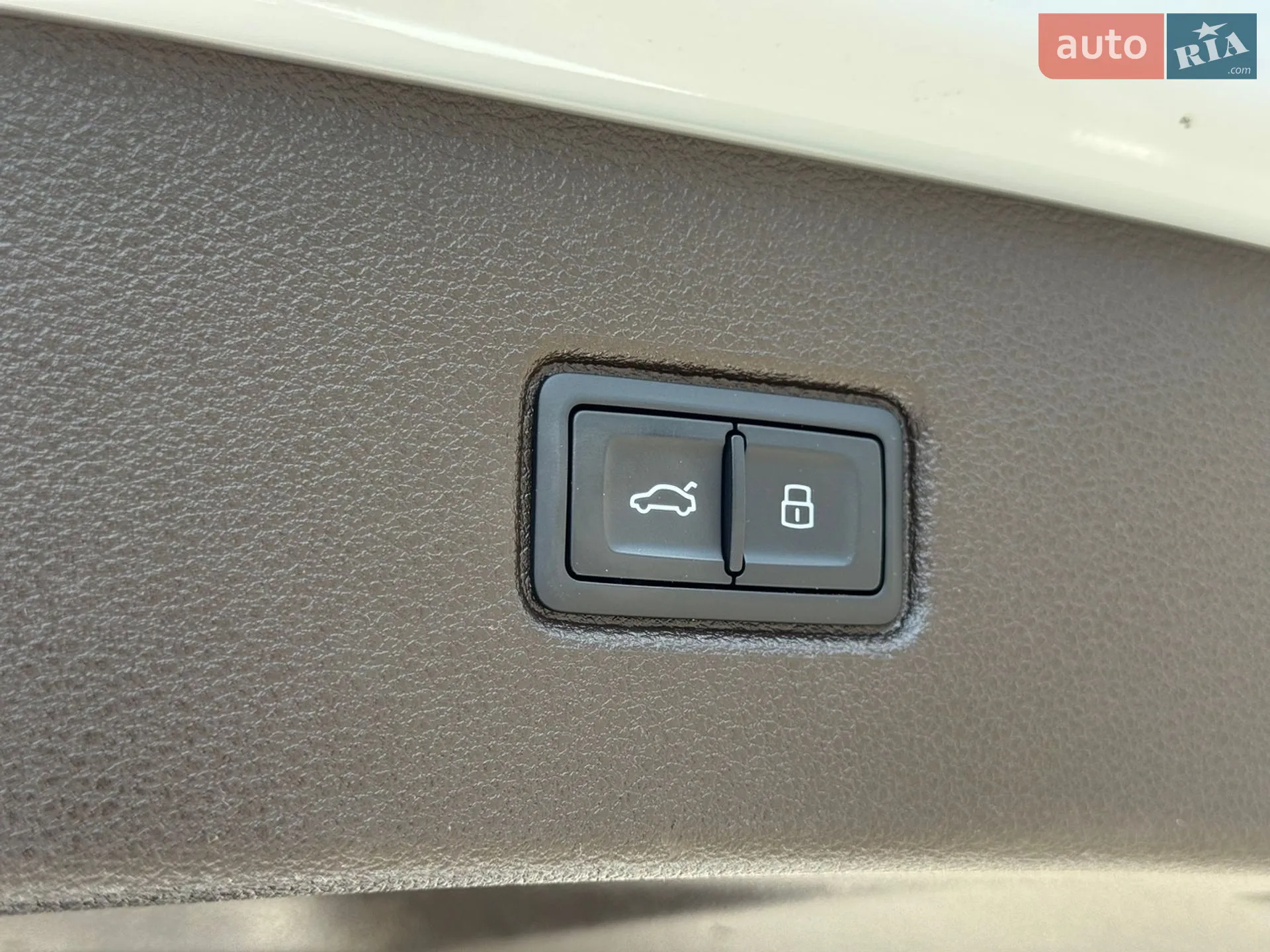 2017 Audi Q7 - мініатюра 32