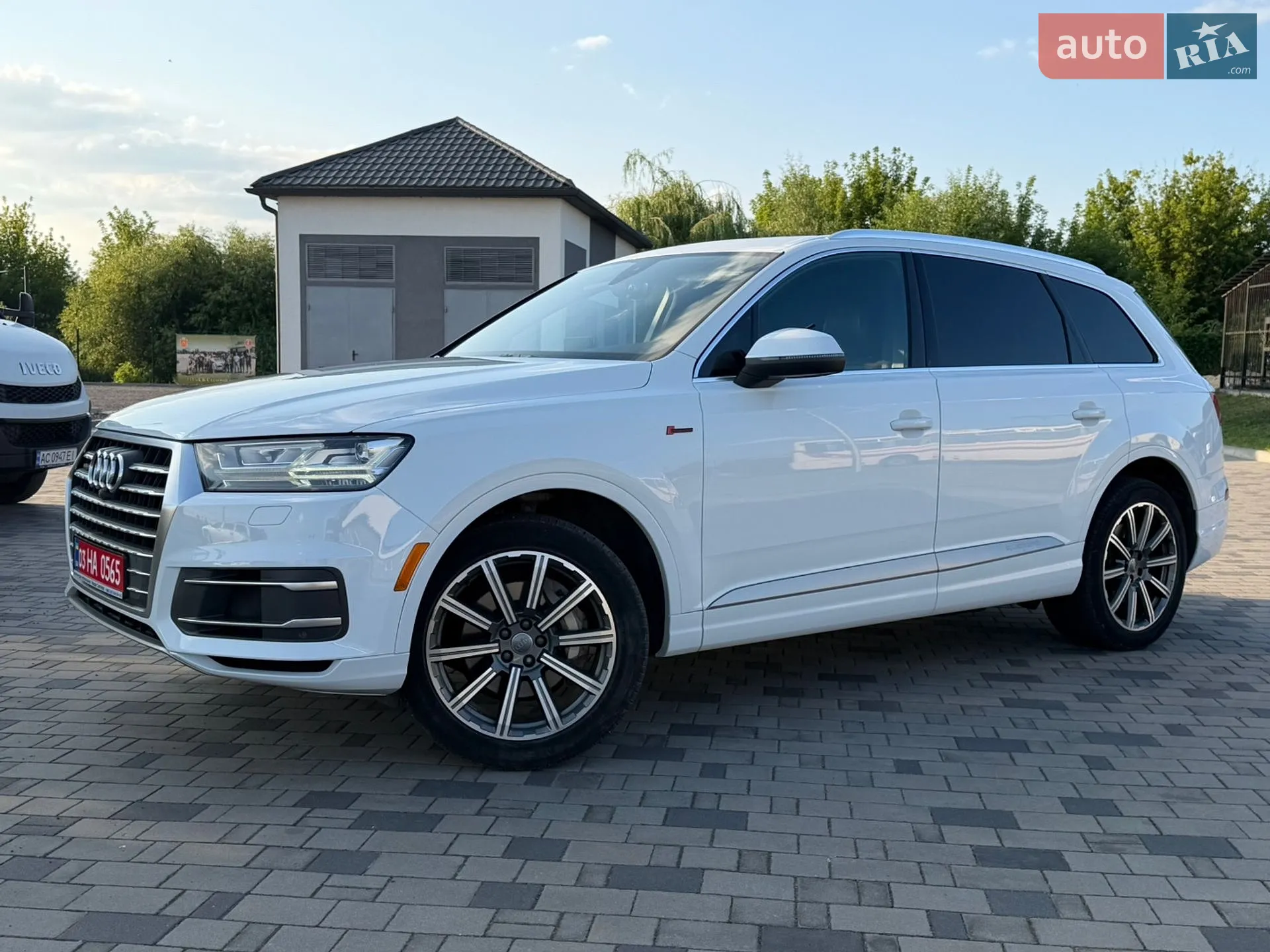 2016 Audi Q7 - мініатюра 3
