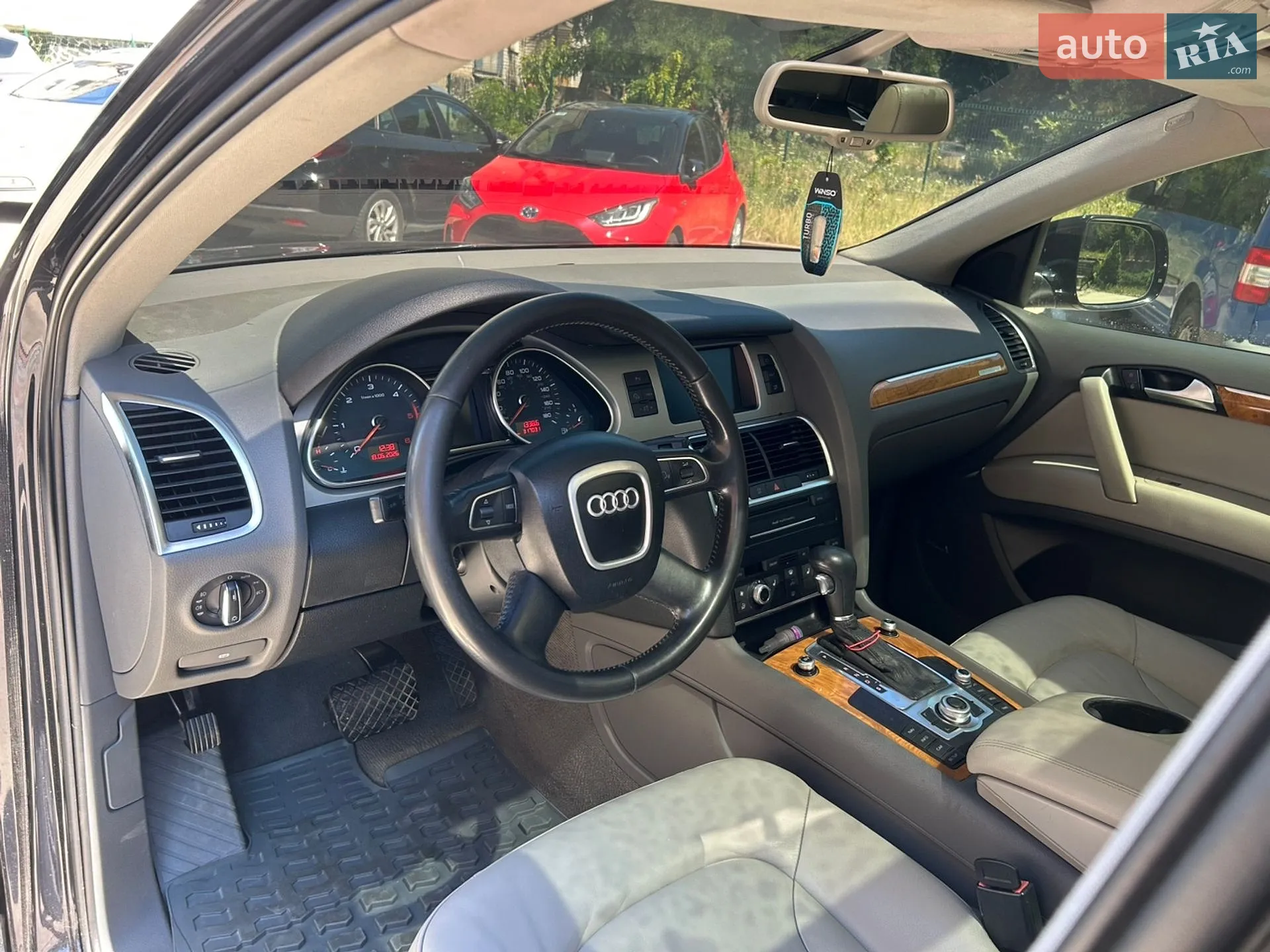 2010 Audi Q7 - мініатюра 20
