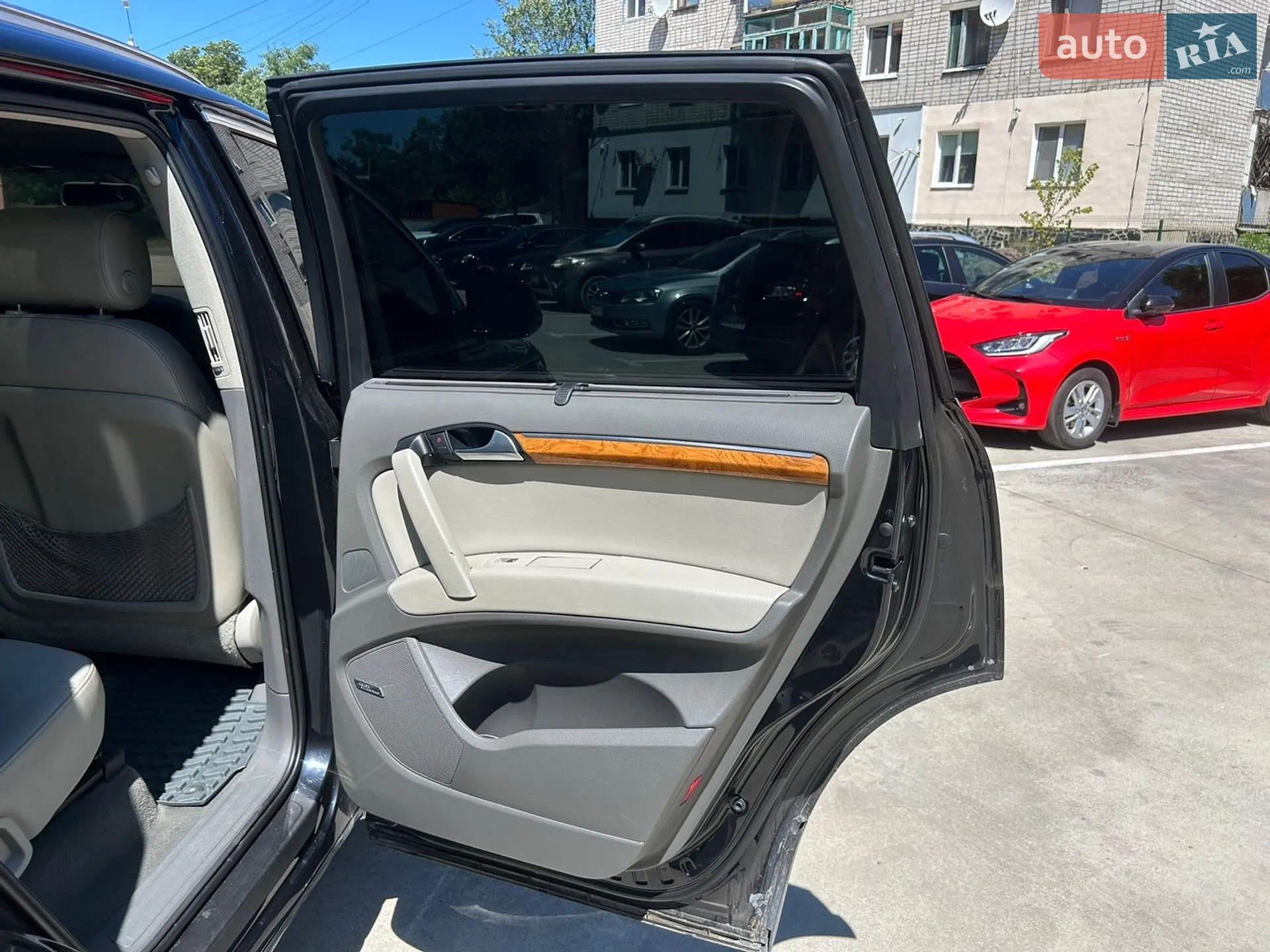 2010 Audi Q7 - мініатюра 33