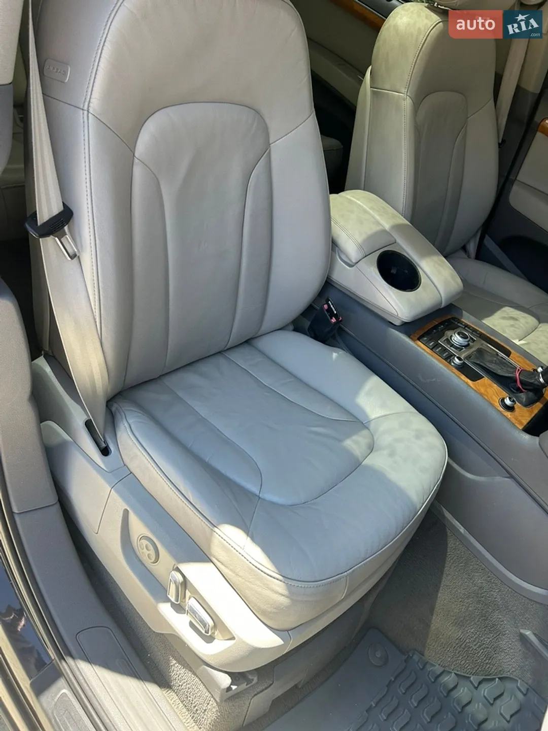 2010 Audi Q7 - мініатюра 38