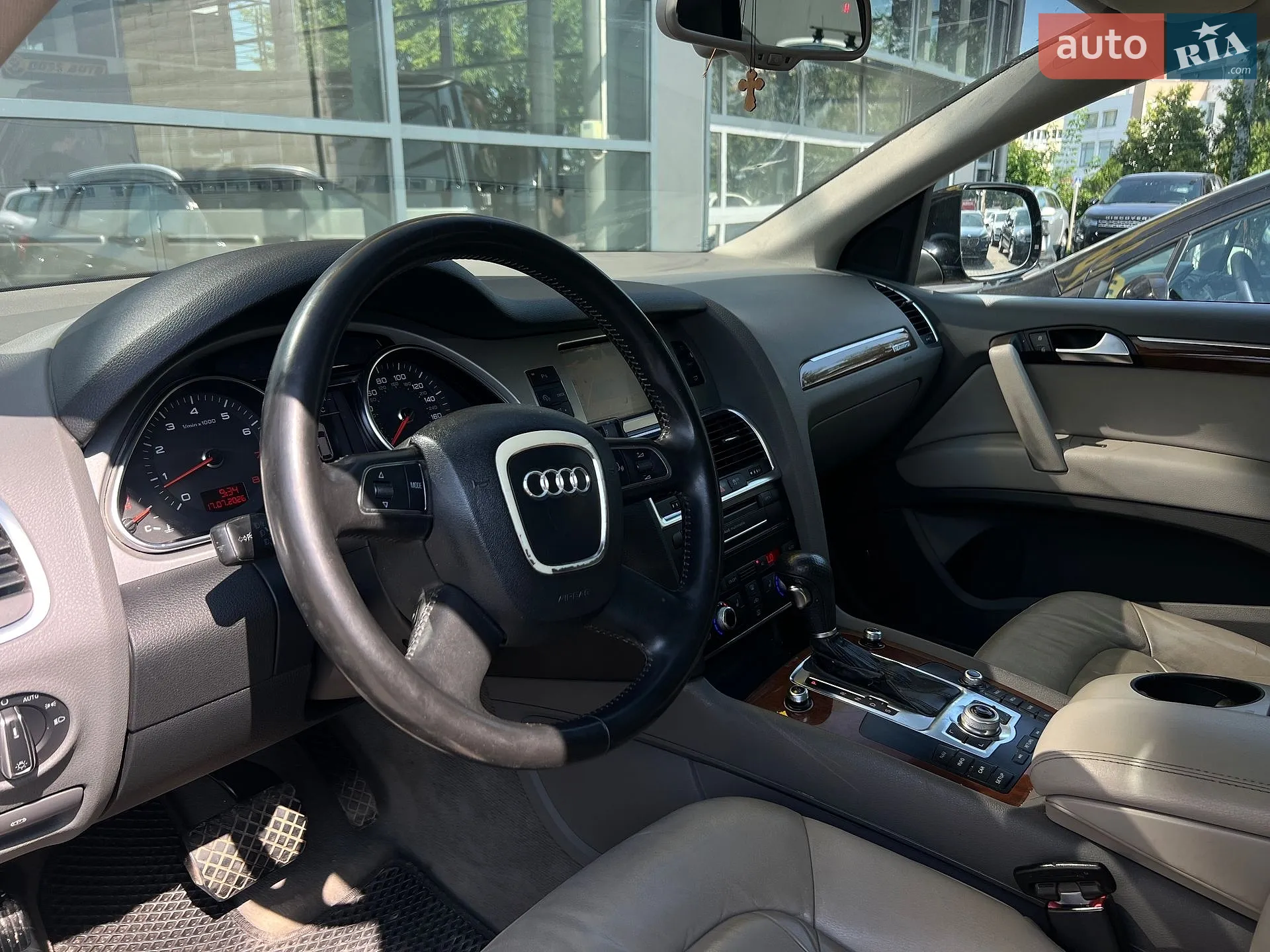2010 Audi Q7 - мініатюра 11