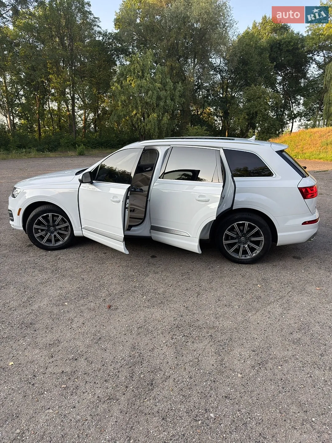 2016 Audi Q7 - мініатюра 11