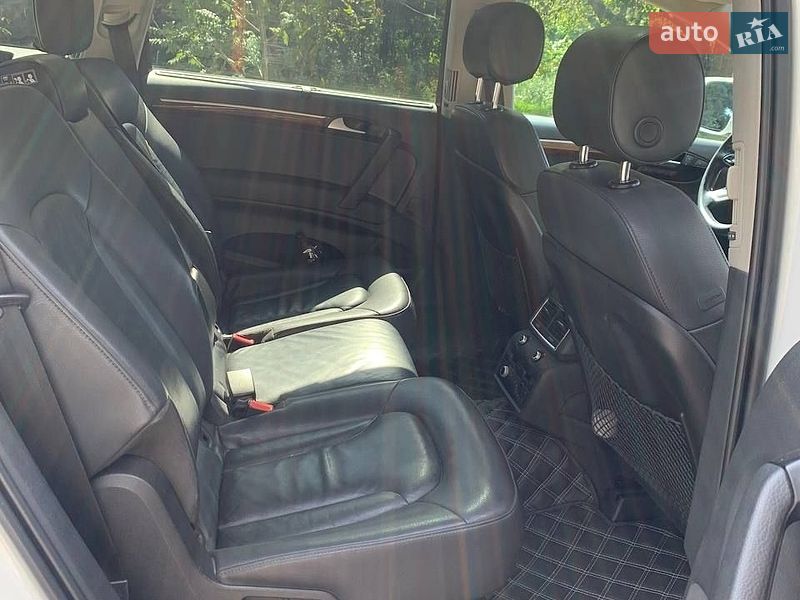 Позашляховик / Кросовер Audi Q7 2015 в Житомирі фото 25 Позашляховик / Кросовер Audi Q7 2015 в Житомирі