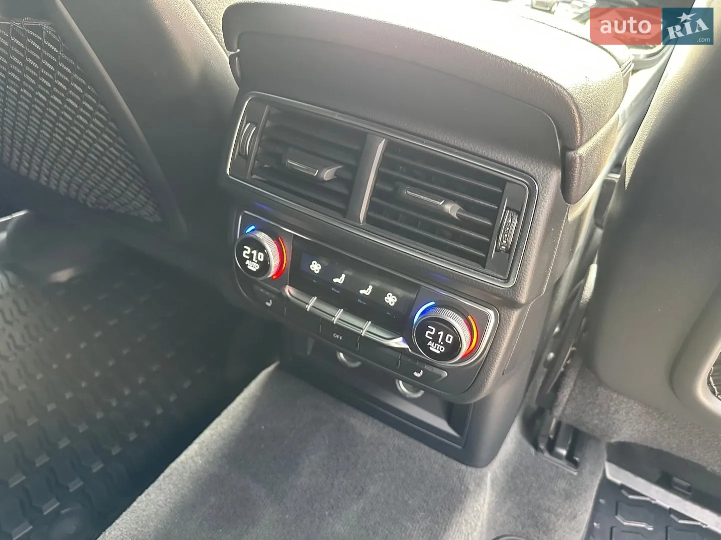2018 Audi Q7 - мініатюра 15