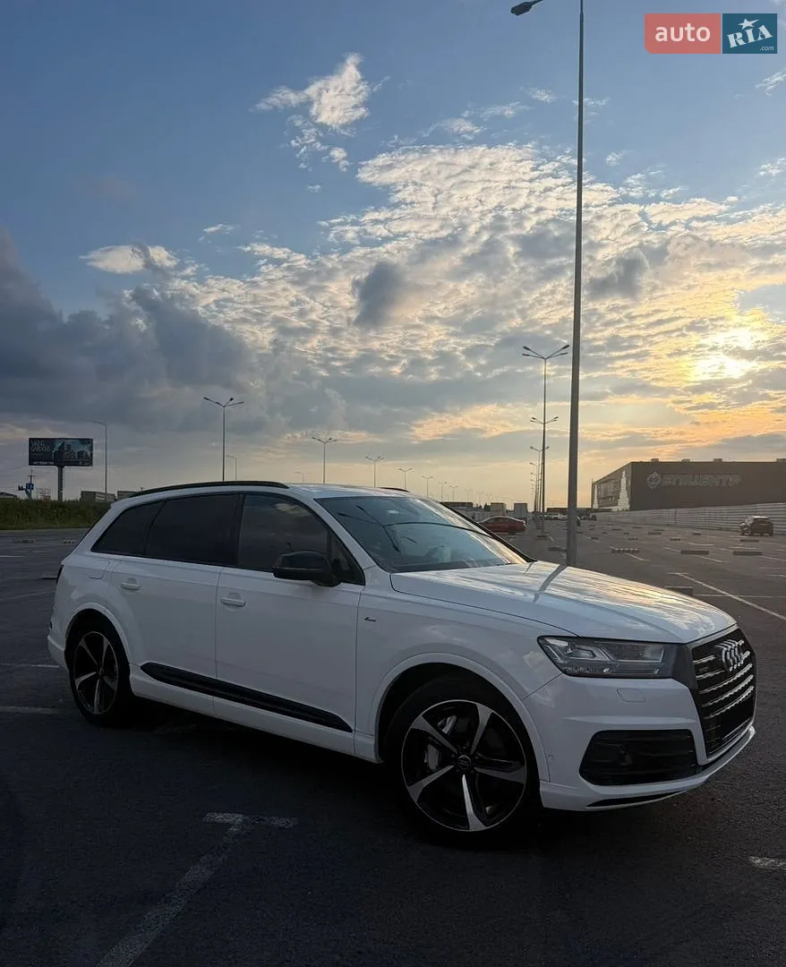2017 Audi Q7 - фото 1