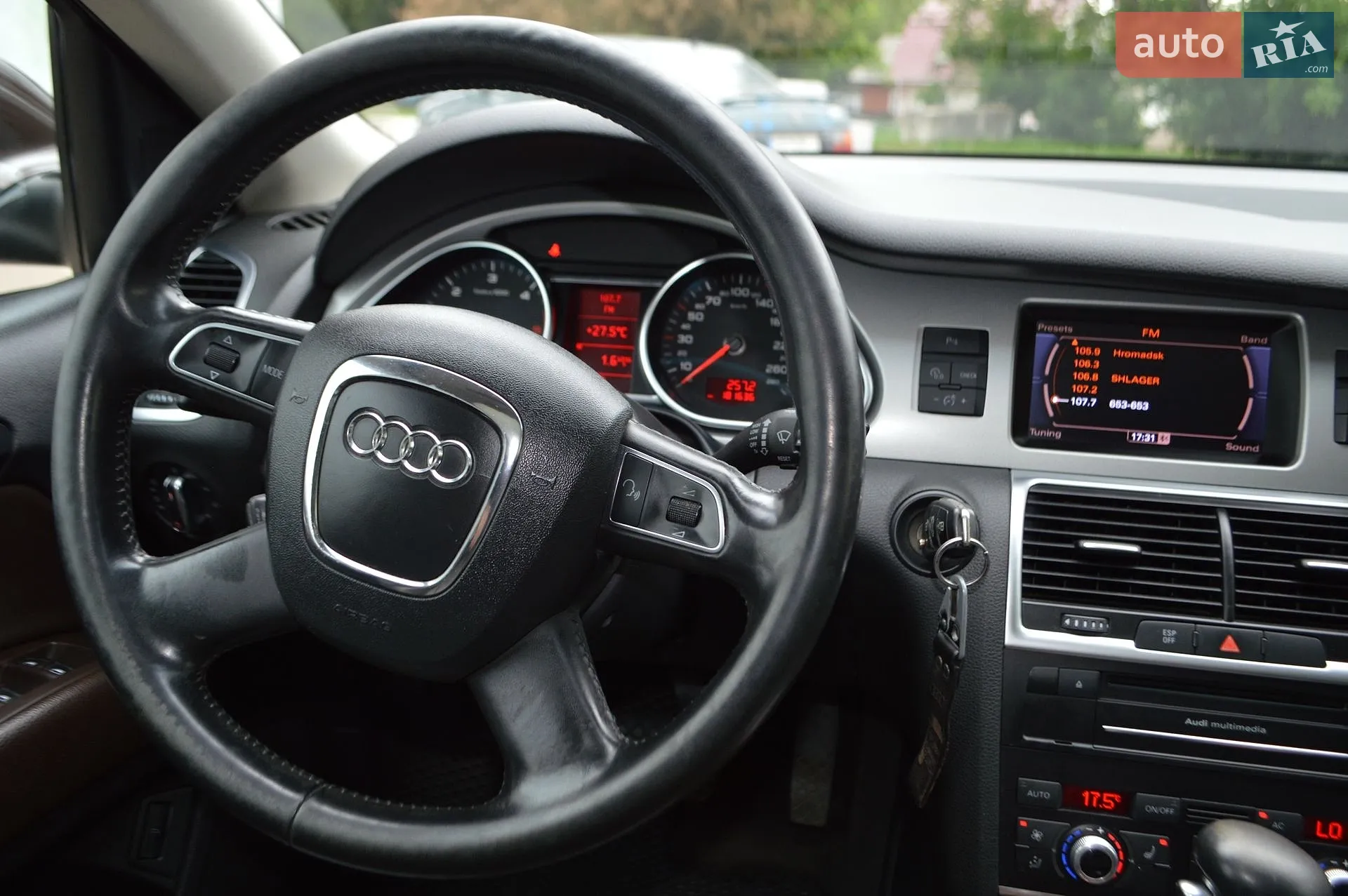 2010 Audi Q7 - мініатюра 27