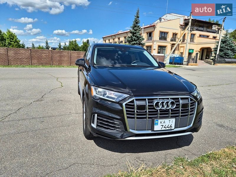 Внедорожник / Кроссовер Audi Q7 2022 в Киеве
