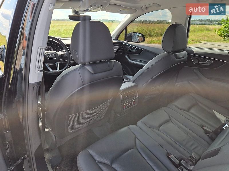 Внедорожник / Кроссовер Audi Q7 2022 в Киеве