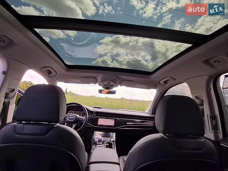 Внедорожник / Кроссовер Audi Q7 2022 в Киеве