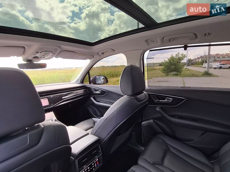 Внедорожник / Кроссовер Audi Q7 2022 в Киеве