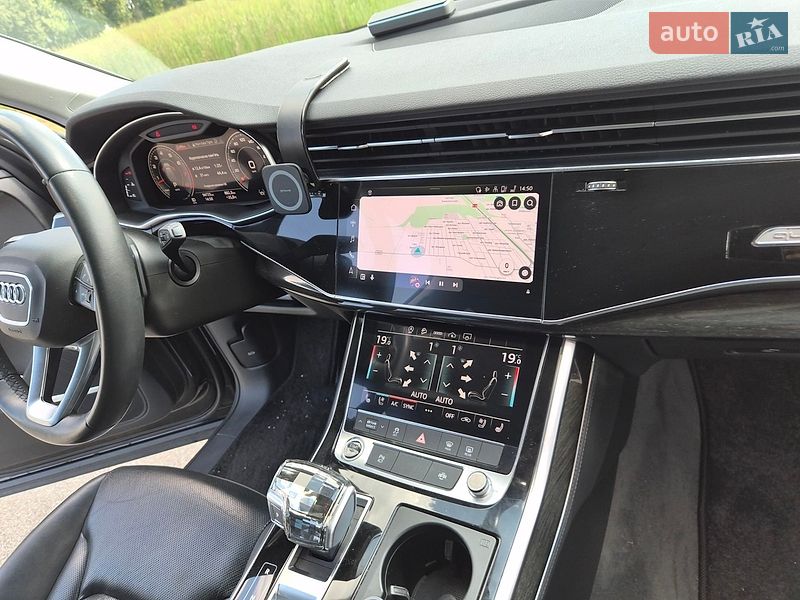 Внедорожник / Кроссовер Audi Q7 2022 в Киеве