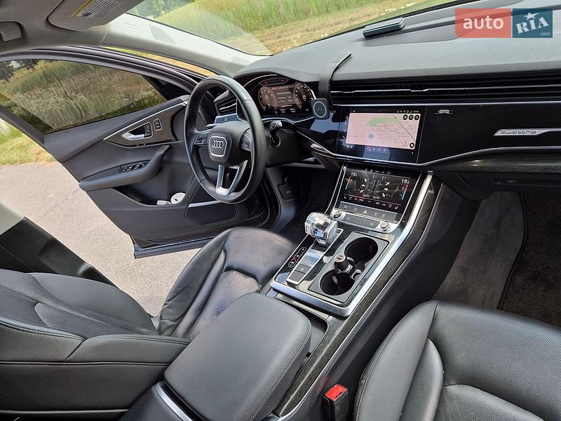 Внедорожник / Кроссовер Audi Q7 2022 в Киеве