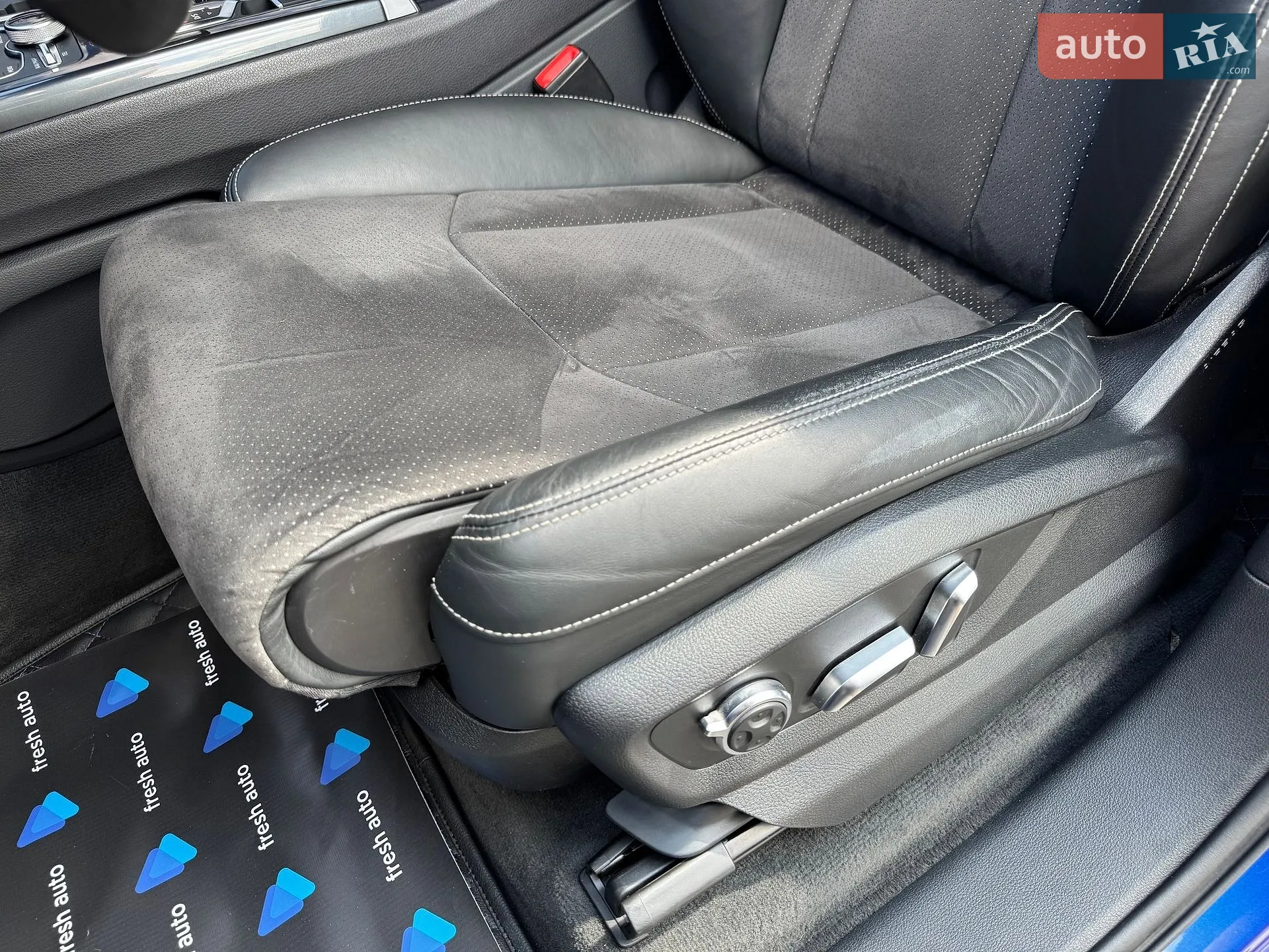2016 Audi Q7 - мініатюра 16