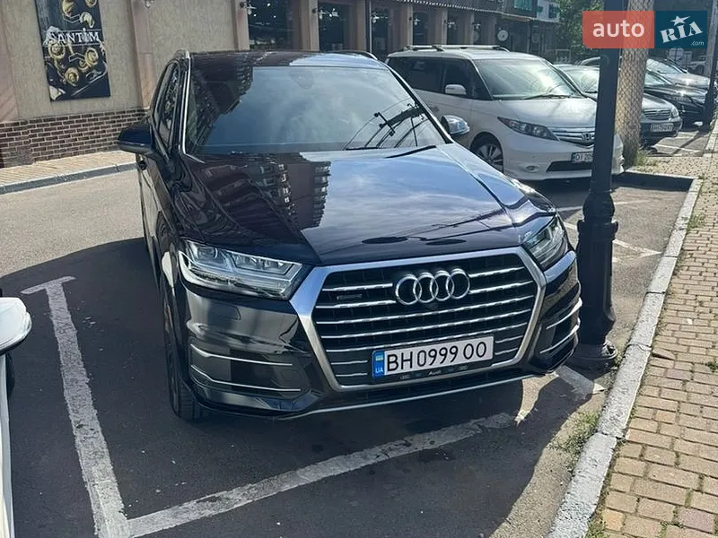 Audi Q7 2016