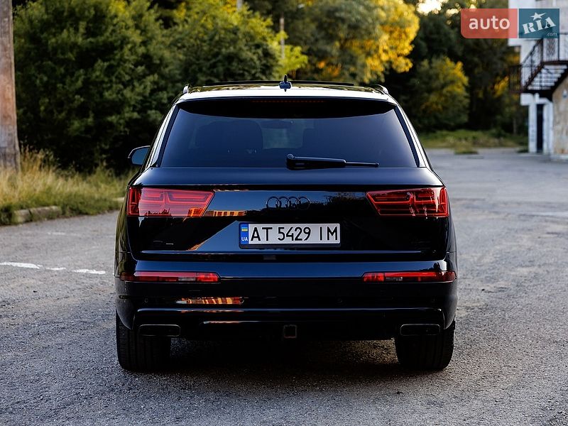 Внедорожник / Кроссовер Audi Q7 2016 в Ивано-Франковске