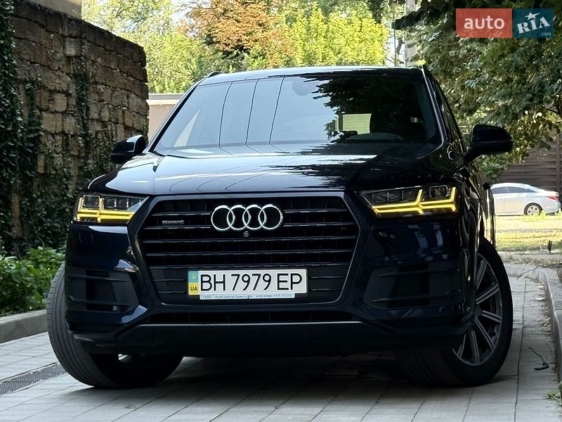 Внедорожник / Кроссовер Audi Q7 2017 в Одессе