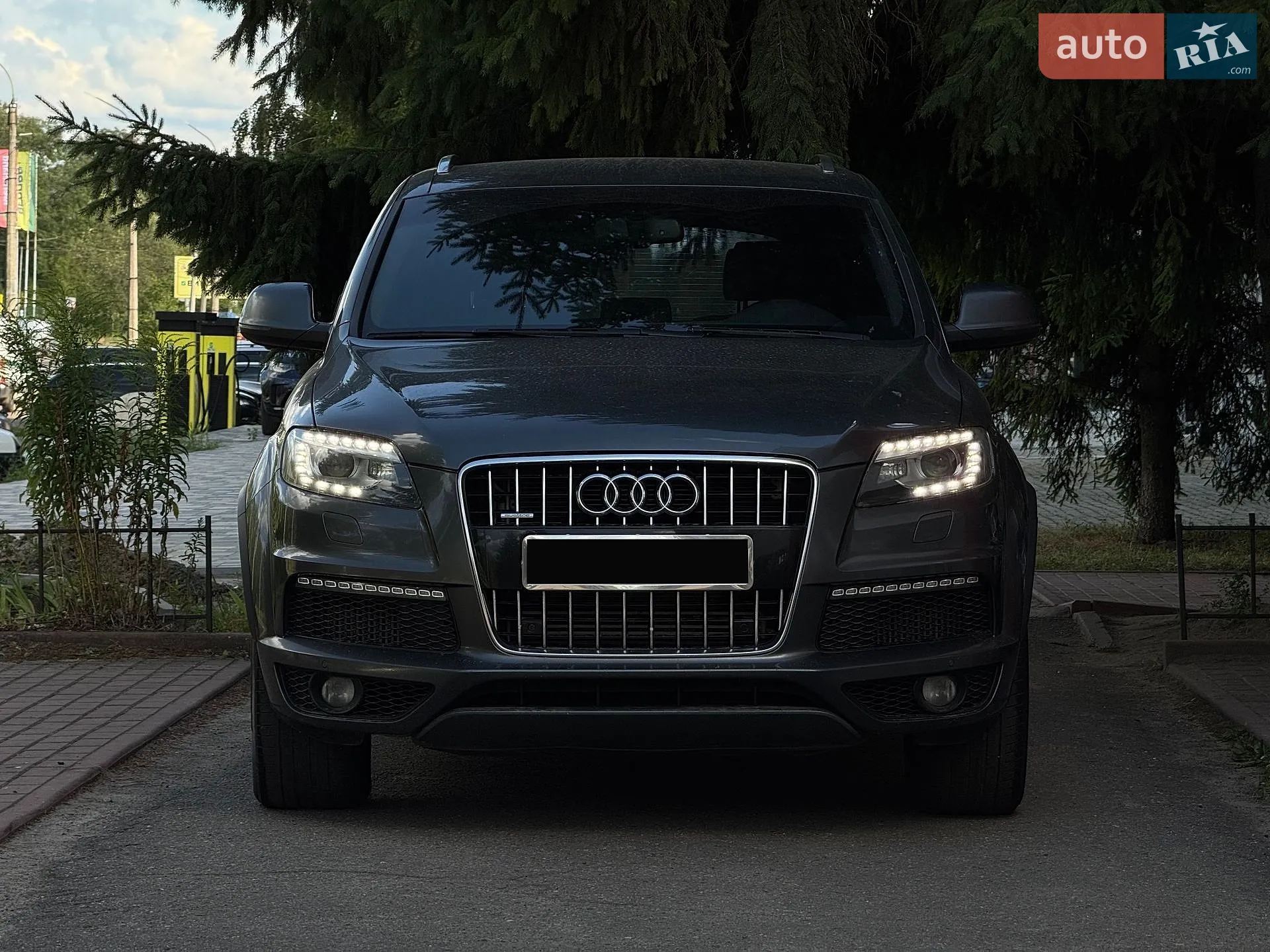 2013 Audi Q7 - мініатюра 2