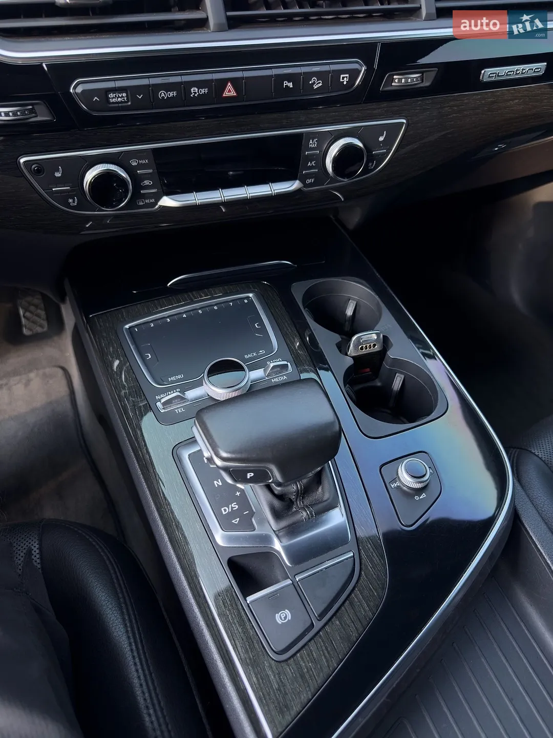 2016 Audi Q7 - мініатюра 15