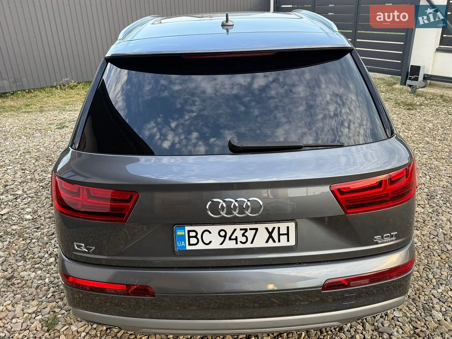 Audi Q7 2018 VIN WA1VAAF77JD032140 фото оголошення 19 з 117