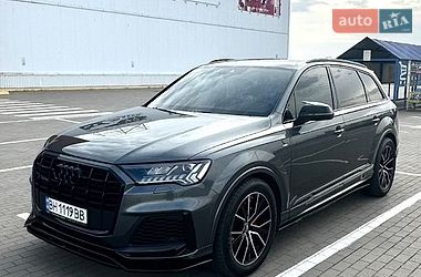 Внедорожник / Кроссовер Audi Q7 2020 в Одессе