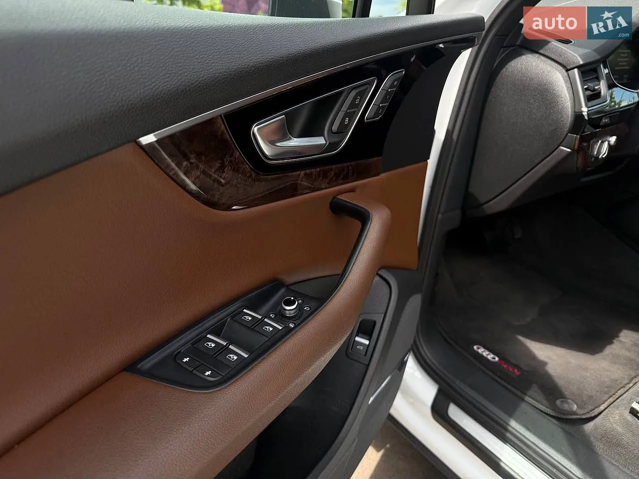 2016 Audi Q7 - мініатюра 9