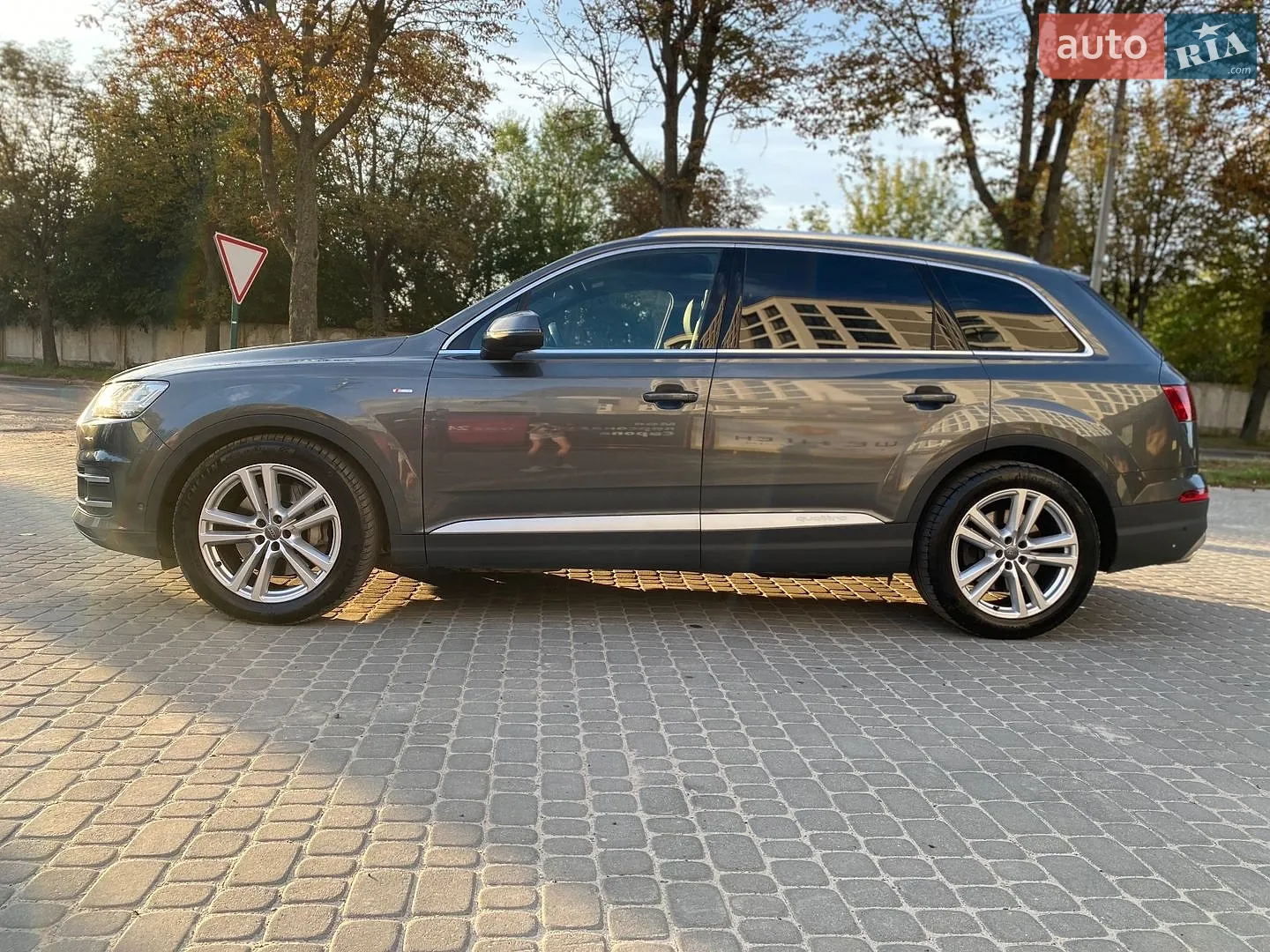 2017 Audi Q7 - мініатюра 11