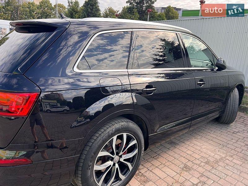 Внедорожник / Кроссовер Audi Q7 2018 в Ивано-Франковске