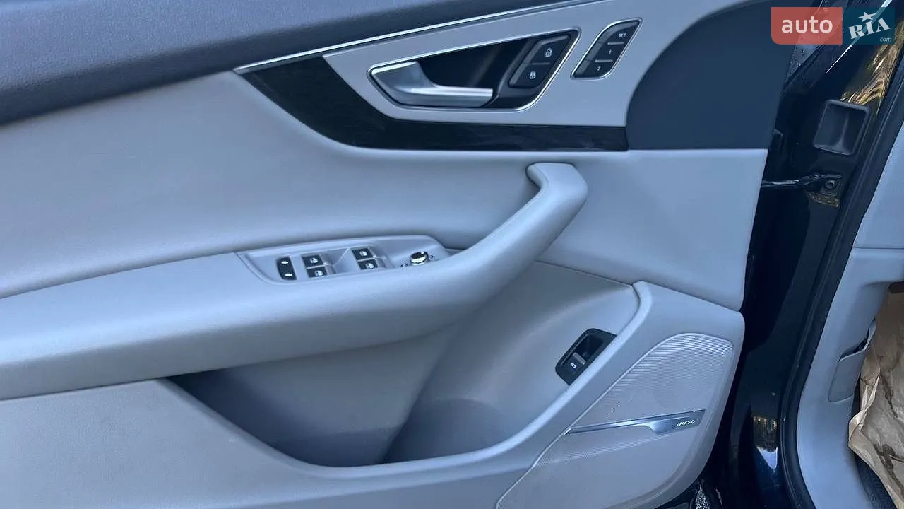 2018 Audi Q7 - мініатюра 28