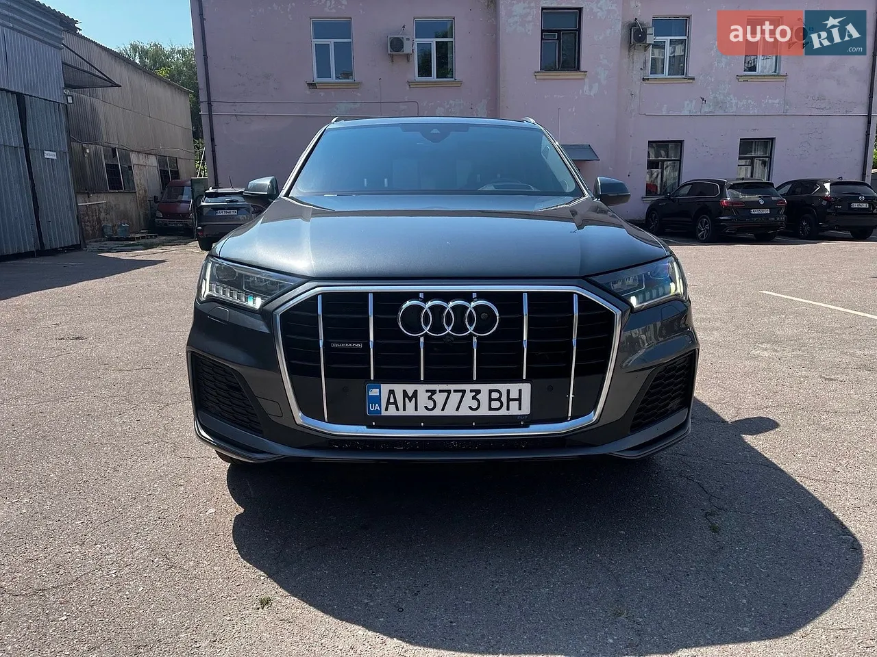 2019 Volkswagen Touareg - мініатюра 21