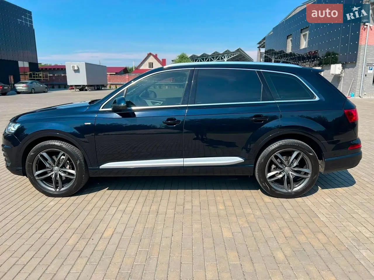 2016 Audi Q7 - мініатюра 2