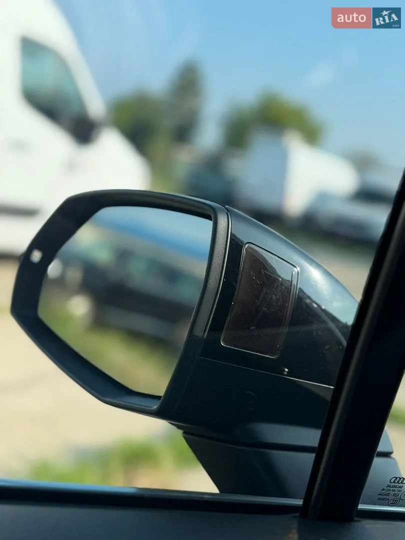 2017 Audi Q7 - мініатюра 102