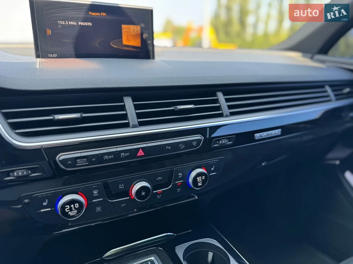 2015 Audi Q7 - мініатюра 28