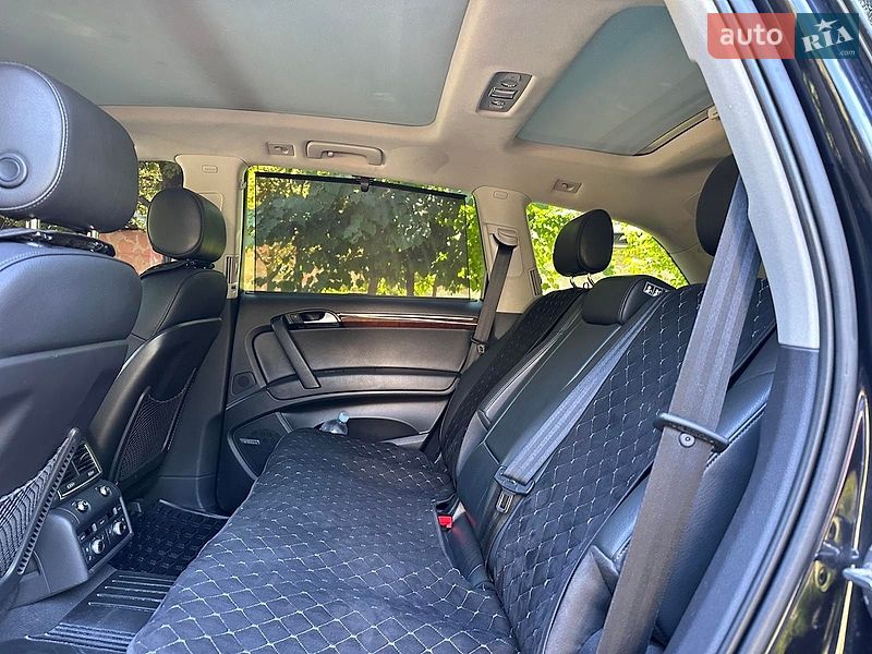 Позашляховик / Кросовер Audi Q7 2010 в Запоріжжі