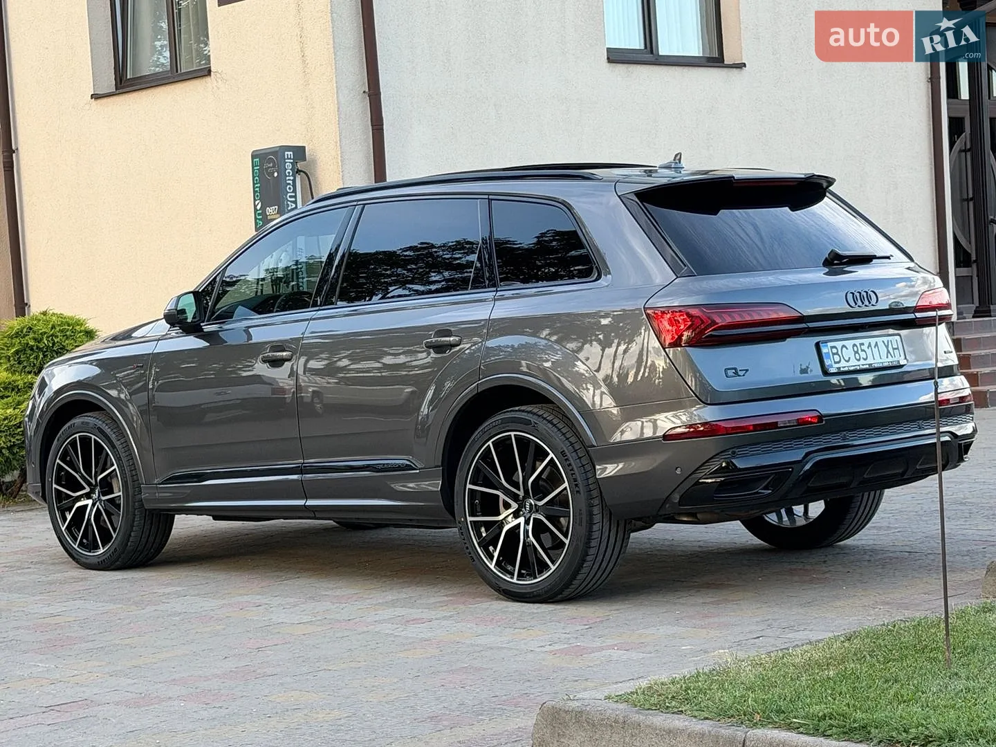 2022 Audi Q7 - мініатюра 19