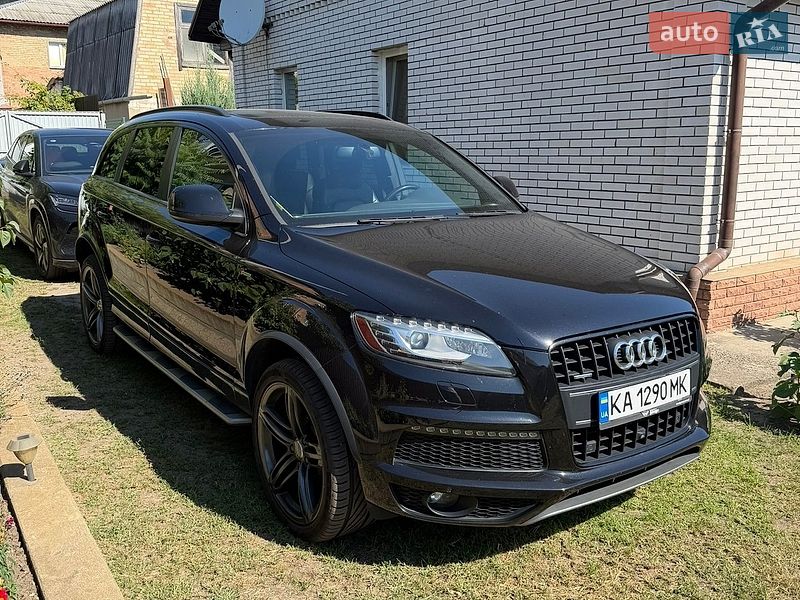 Позашляховик / Кросовер Audi Q7 2015 в Києві