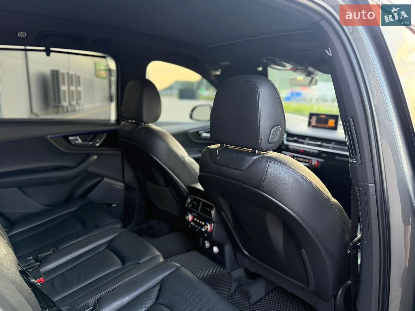 2018 Audi Q7 - мініатюра 18