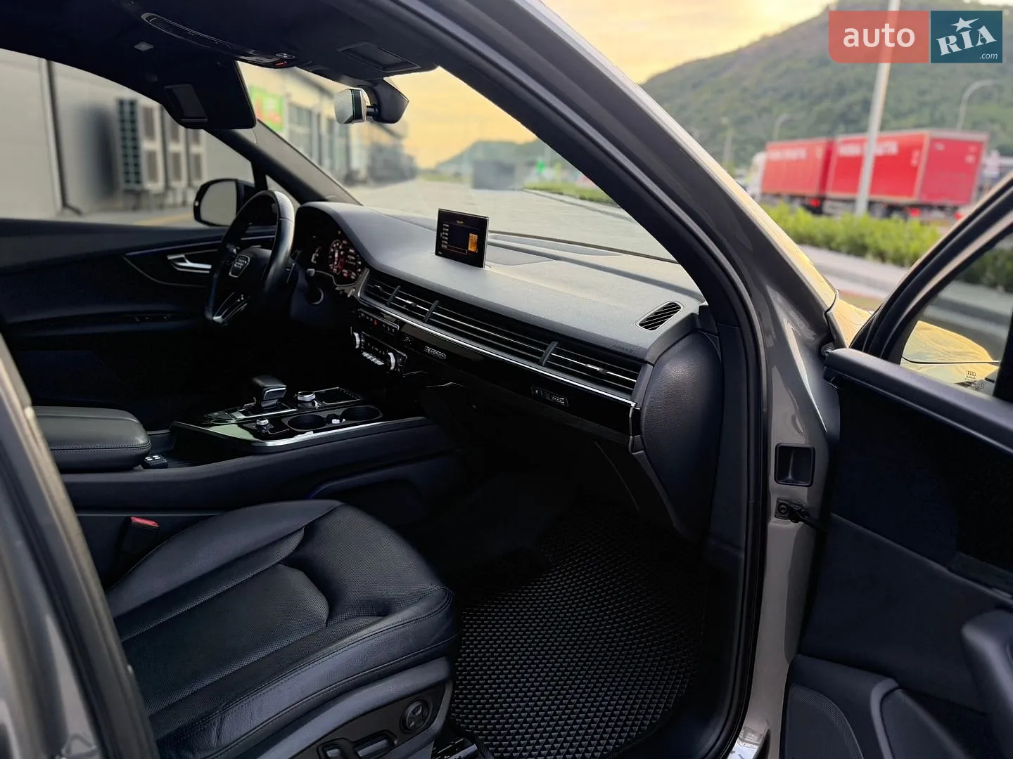 2018 Audi Q7 - мініатюра 19