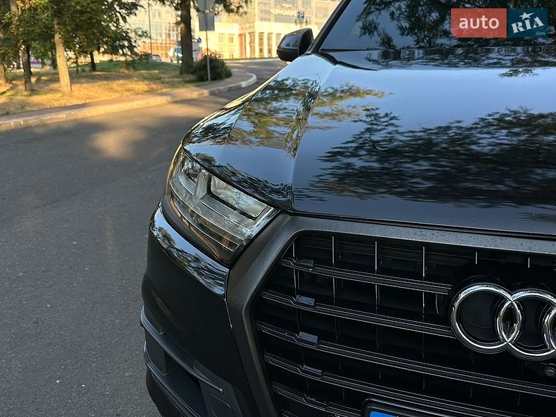 Audi Q7 2016