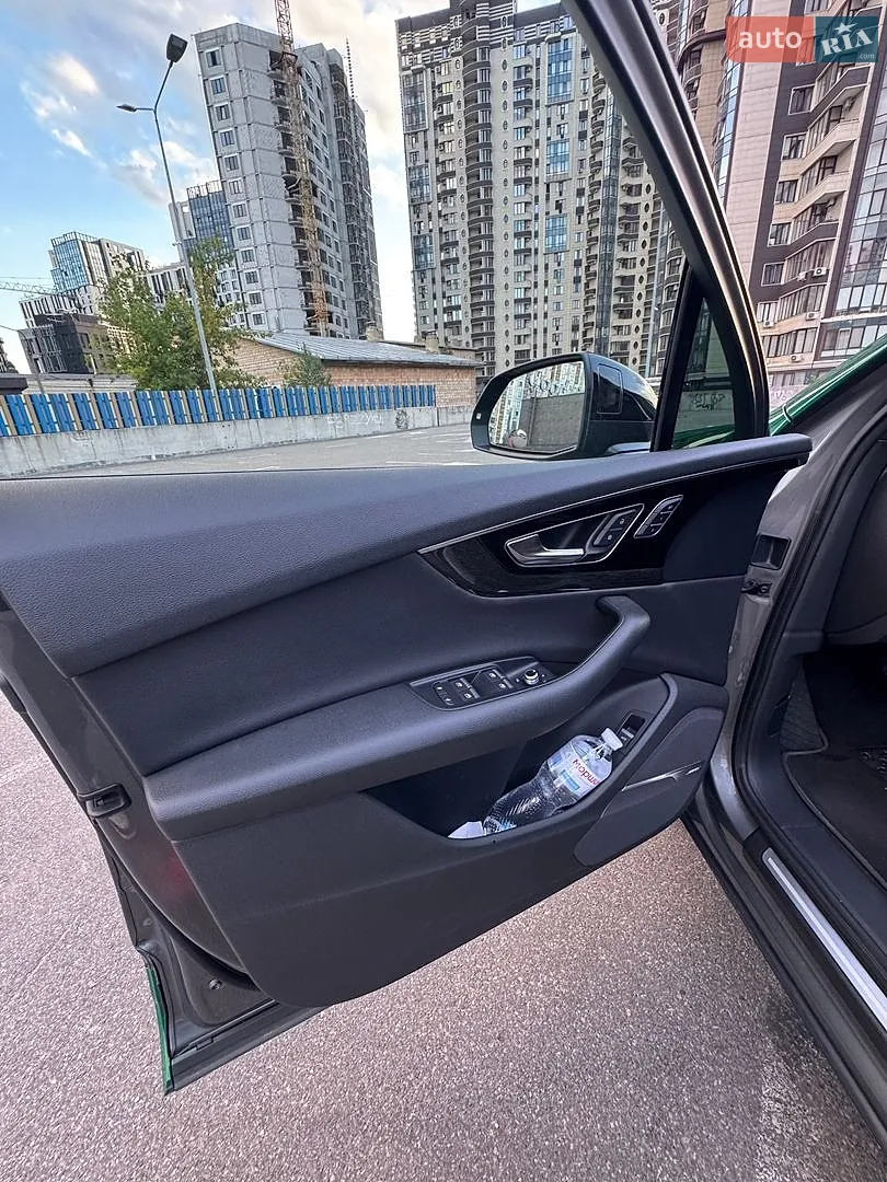 2016 Audi Q7 - мініатюра 33