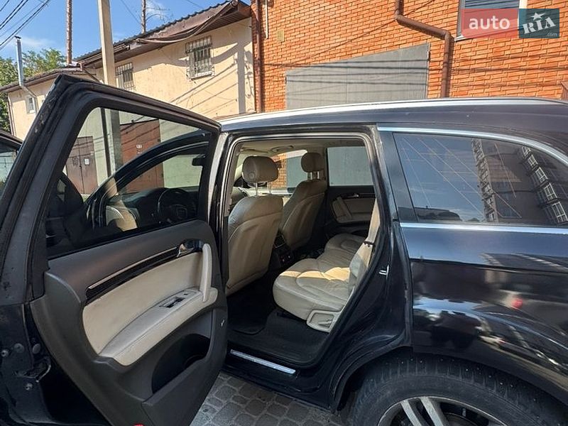 Внедорожник / Кроссовер Audi Q7 2007 в Киеве